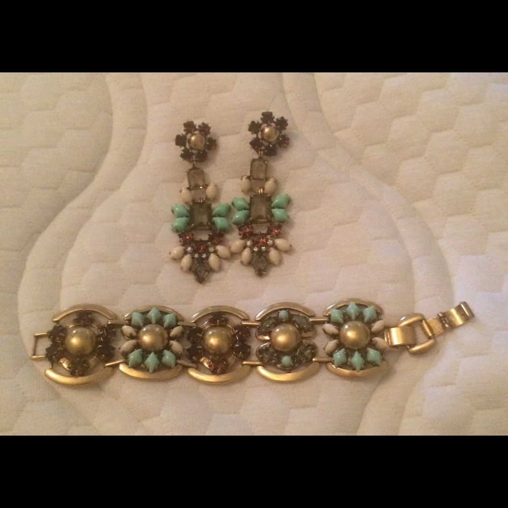 Stella & Dot bracelet and earrings